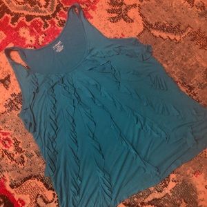 Super Cute Summer Ruffle Top! beautiful Color!!